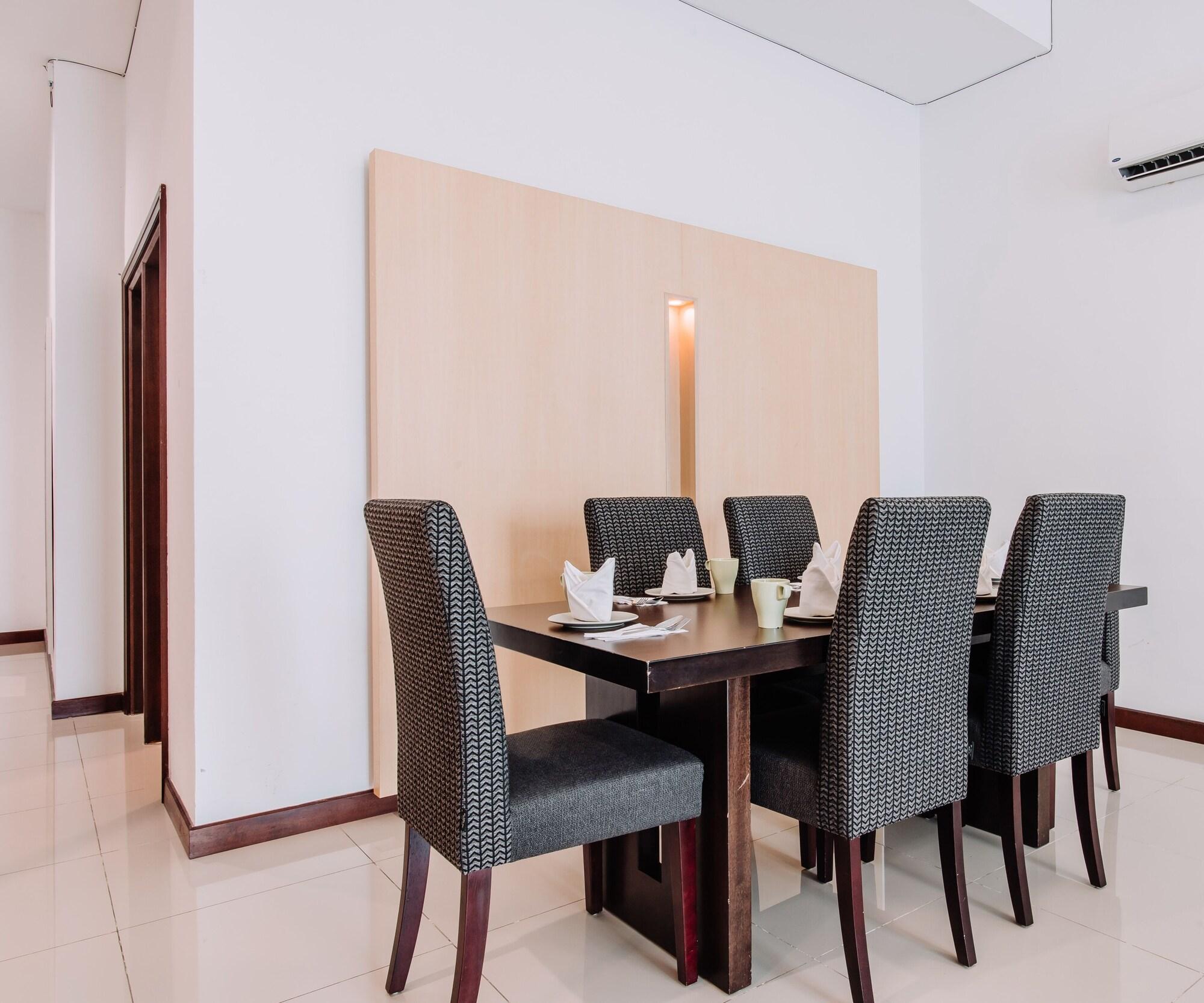 Imperial Suites Serviced Apartment Maong Bazaar ภายนอก รูปภาพ