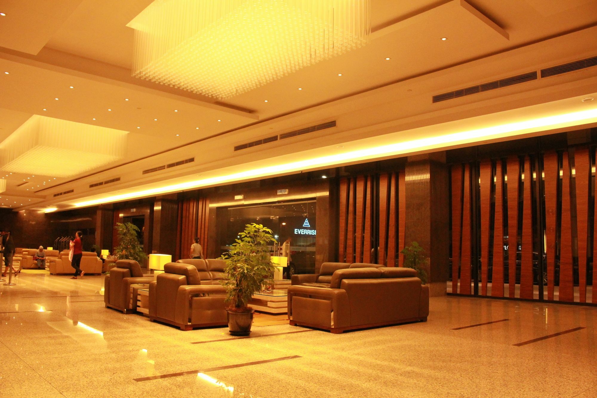 Imperial Suites Serviced Apartment Maong Bazaar ภายนอก รูปภาพ