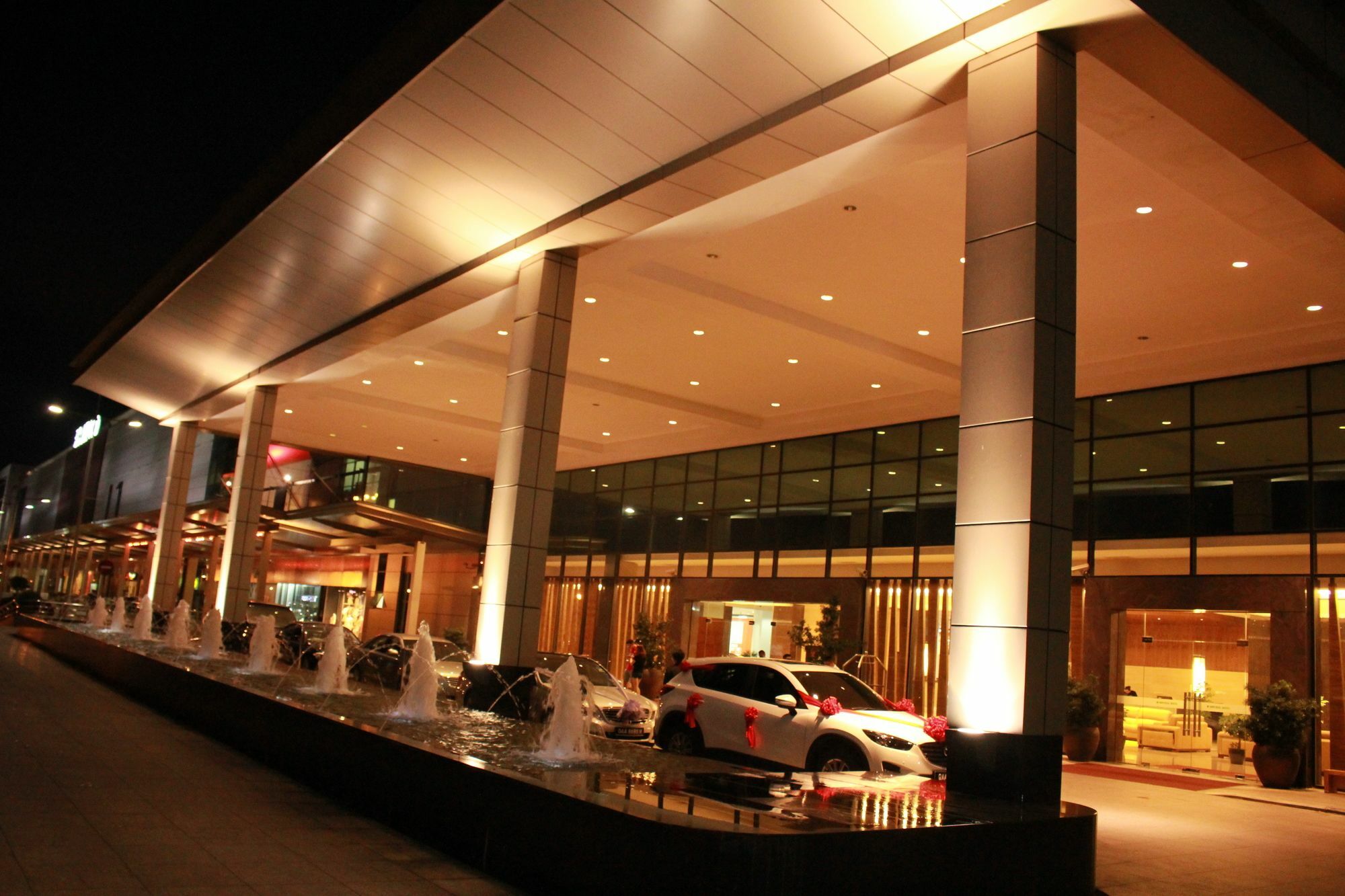 Imperial Suites Serviced Apartment Maong Bazaar ภายนอก รูปภาพ