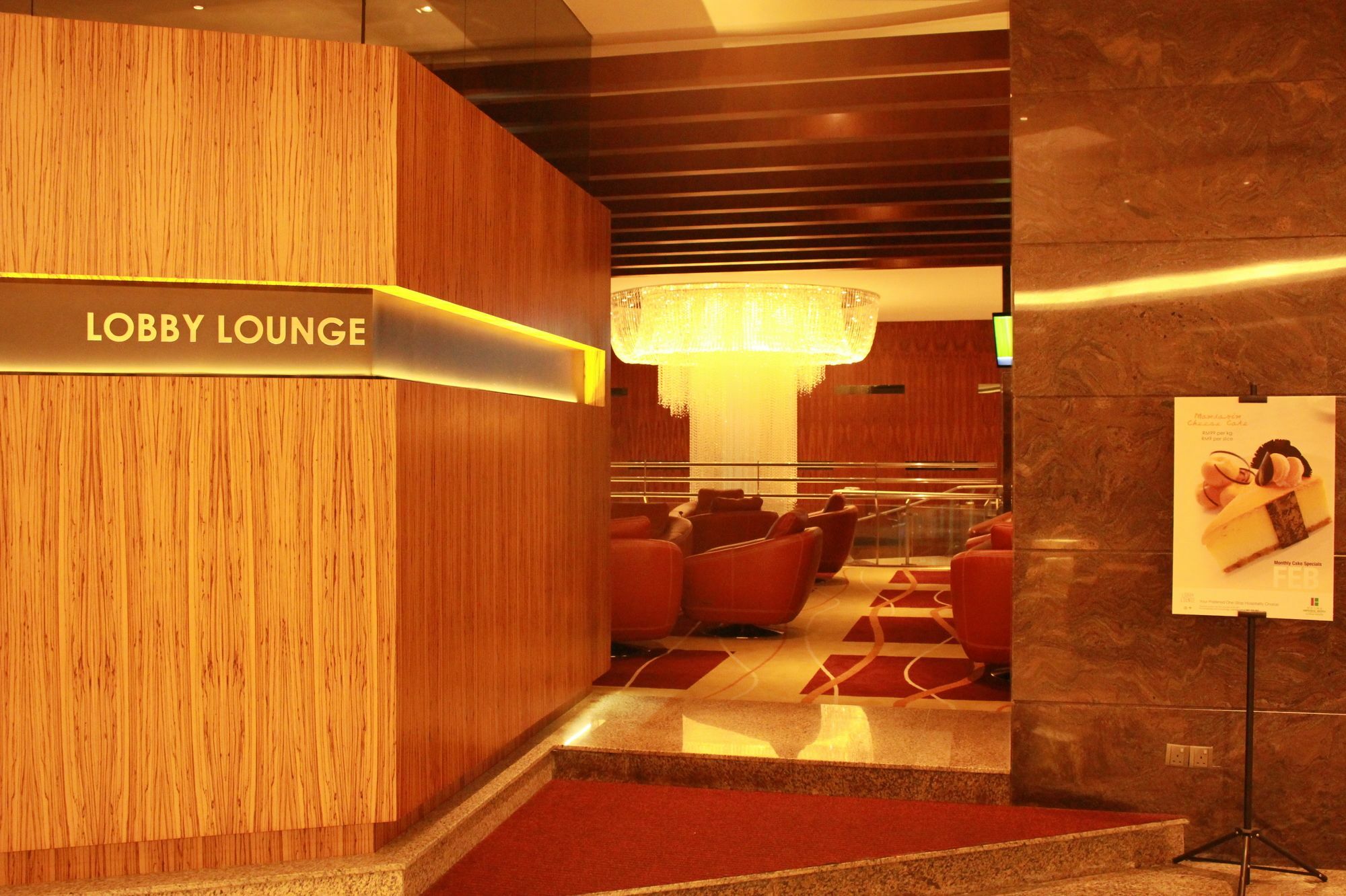 Imperial Suites Serviced Apartment Maong Bazaar ภายนอก รูปภาพ