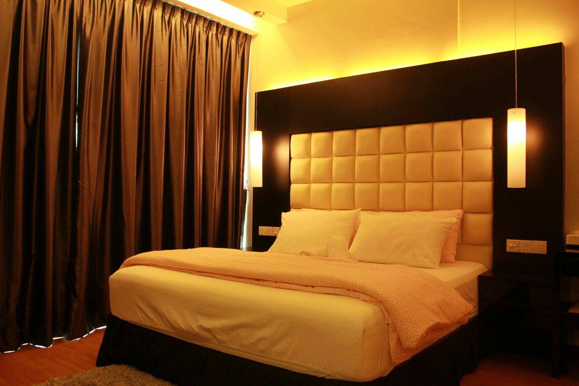 Imperial Suites Serviced Apartment Maong Bazaar ภายนอก รูปภาพ