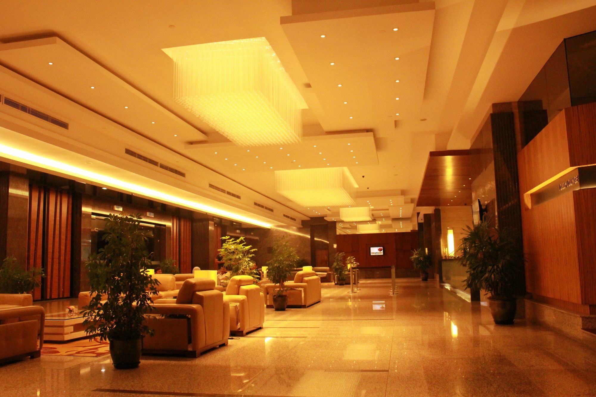 Imperial Suites Serviced Apartment Maong Bazaar ภายนอก รูปภาพ